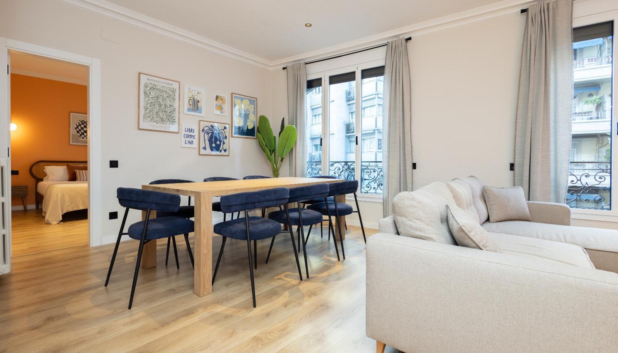 Stay U-Nique Apartments Balmes II Barcelona Ngoại thất bức ảnh