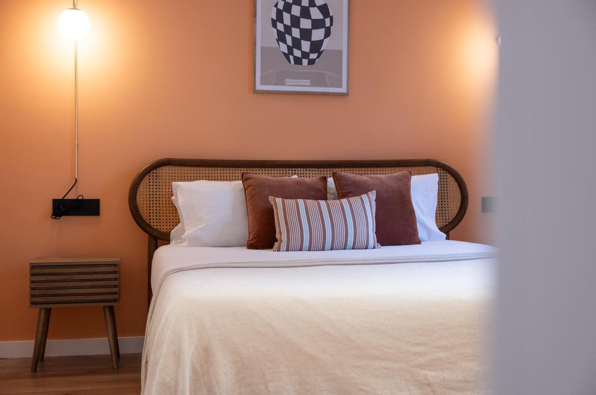 Stay U-Nique Apartments Balmes II Barcelona Ngoại thất bức ảnh