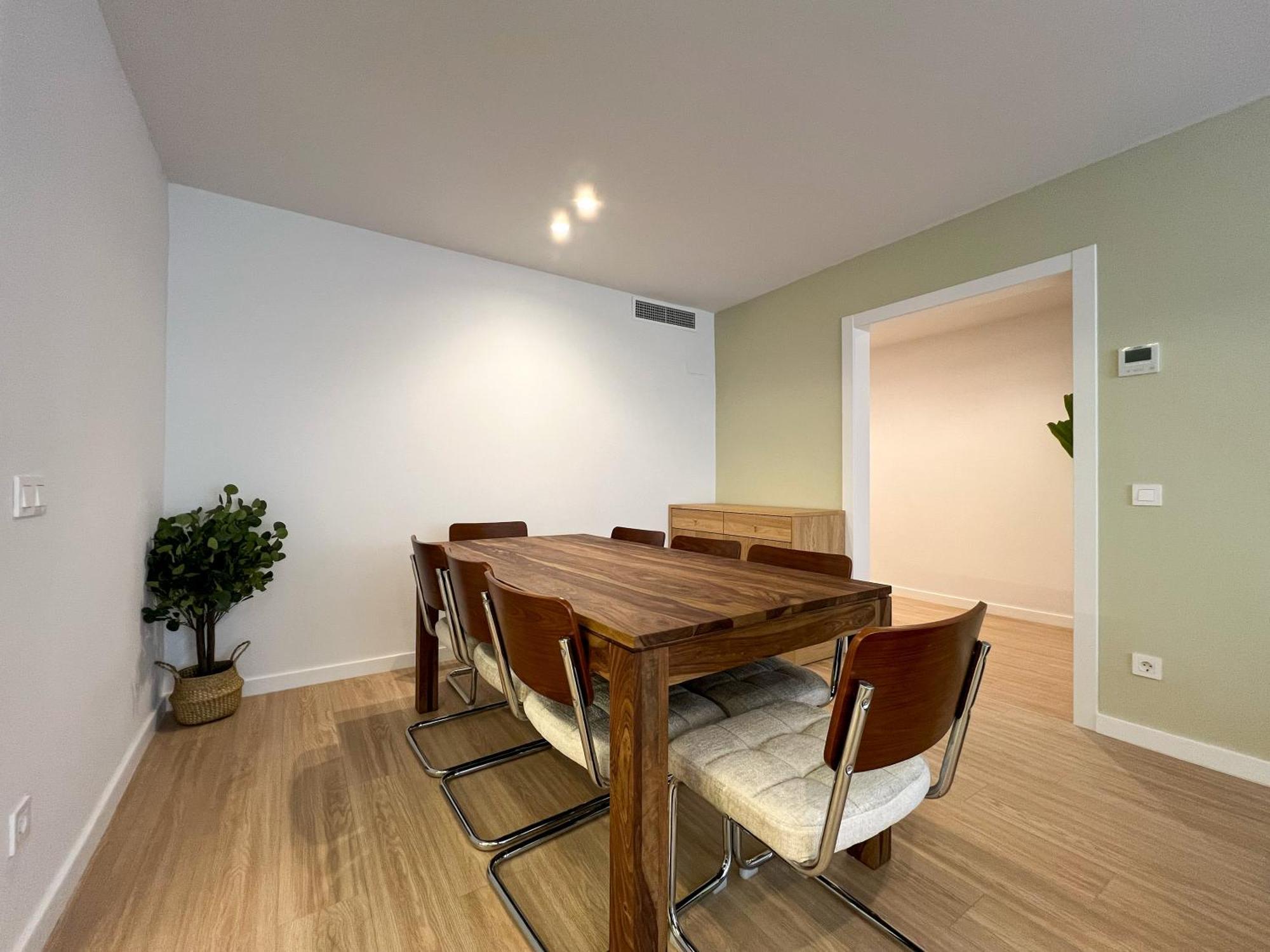 Stay U-Nique Apartments Balmes II Barcelona Ngoại thất bức ảnh